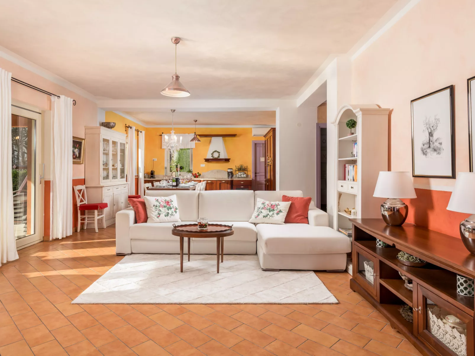 Villa Goretini-Inside
