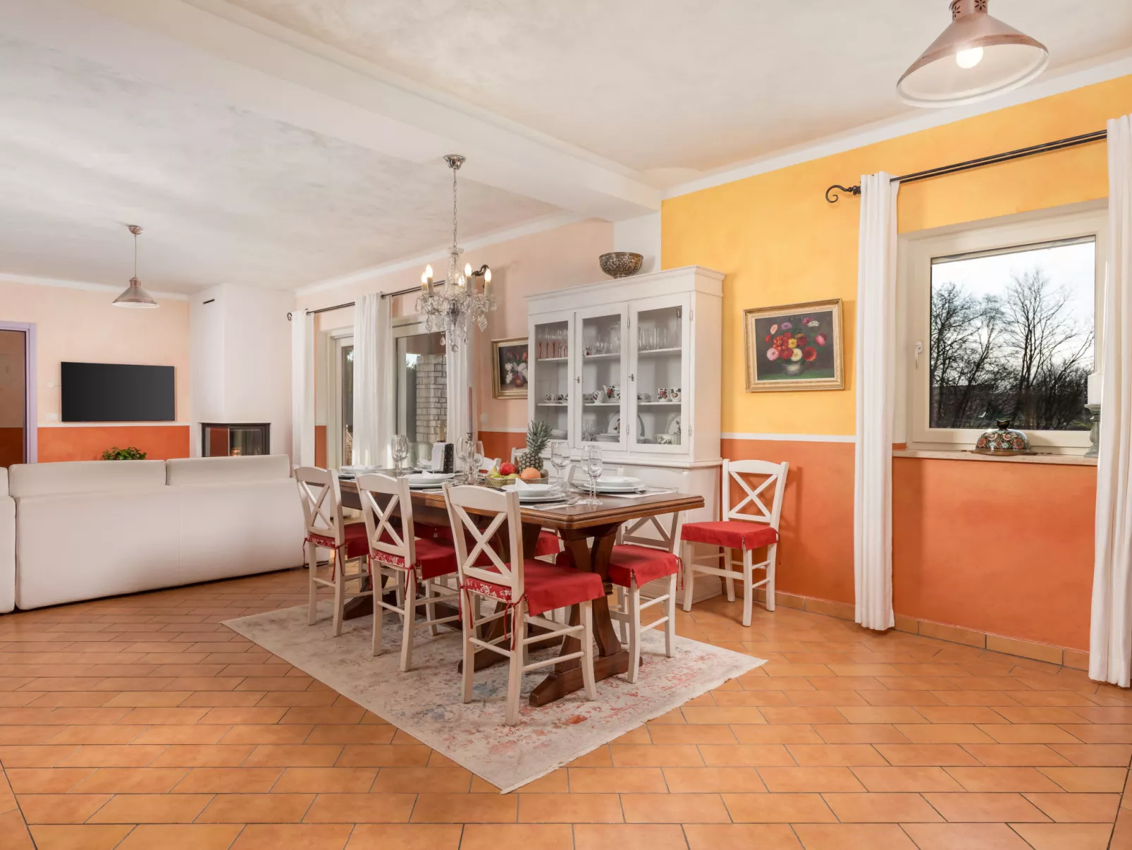 Villa Goretini-Inside