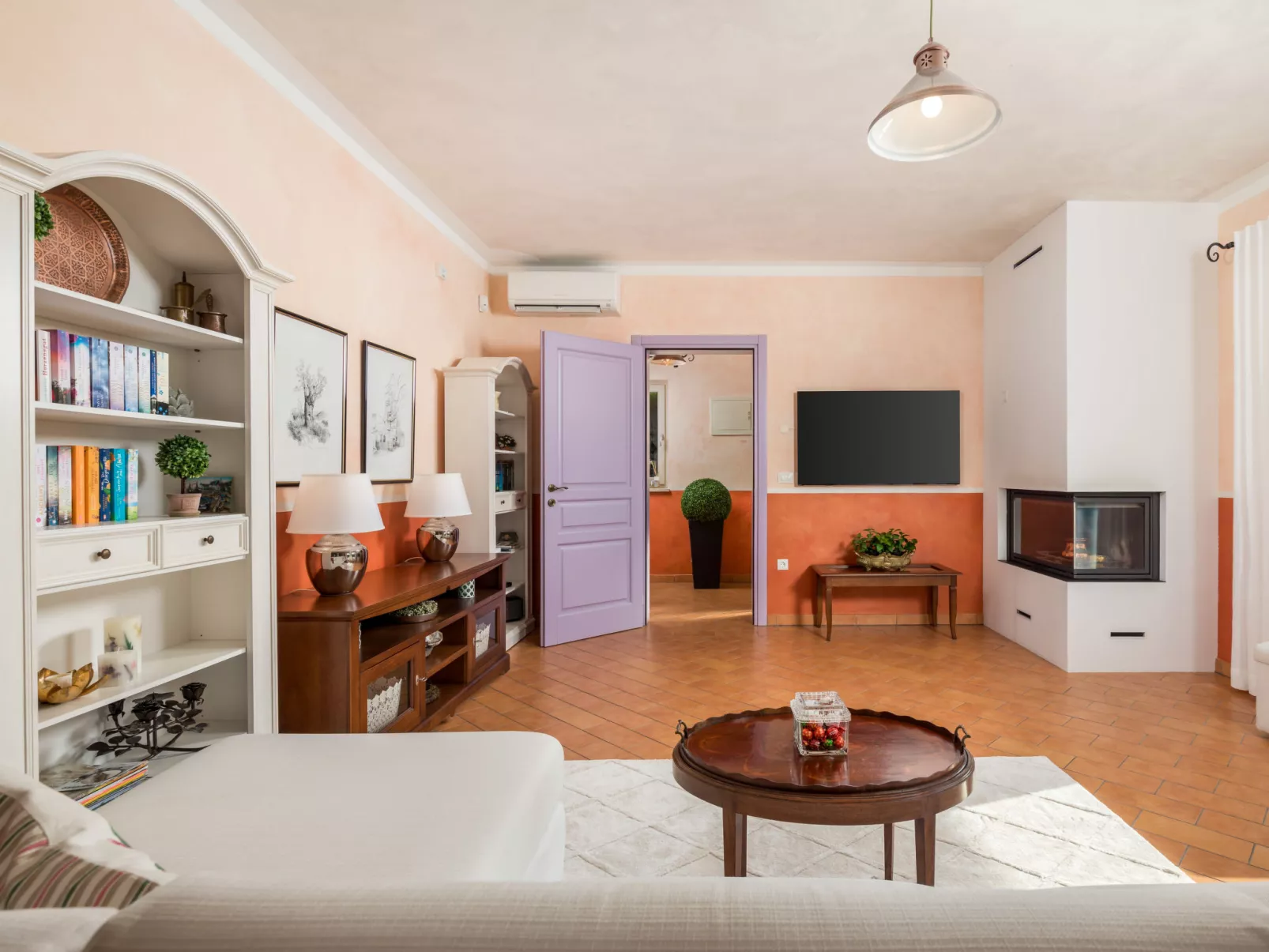 Villa Goretini-Inside