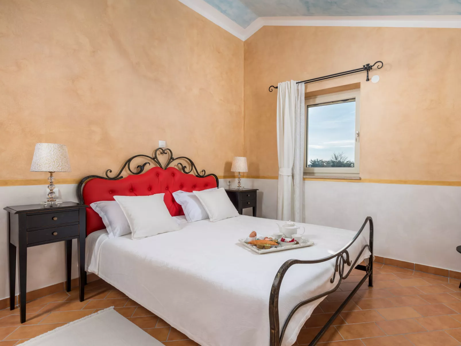 Villa Goretini-Inside