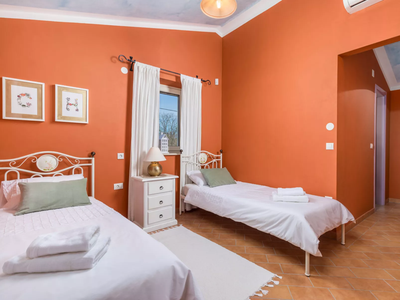 Villa Goretini-Inside
