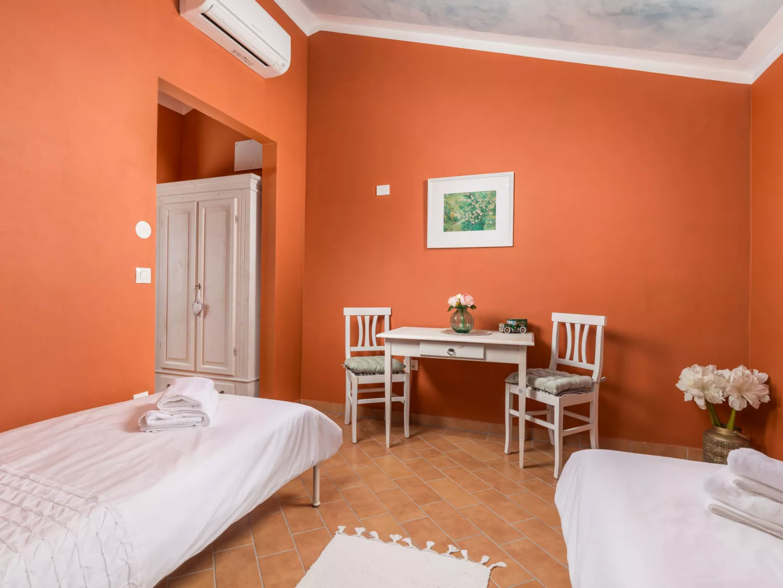Villa Goretini-Inside