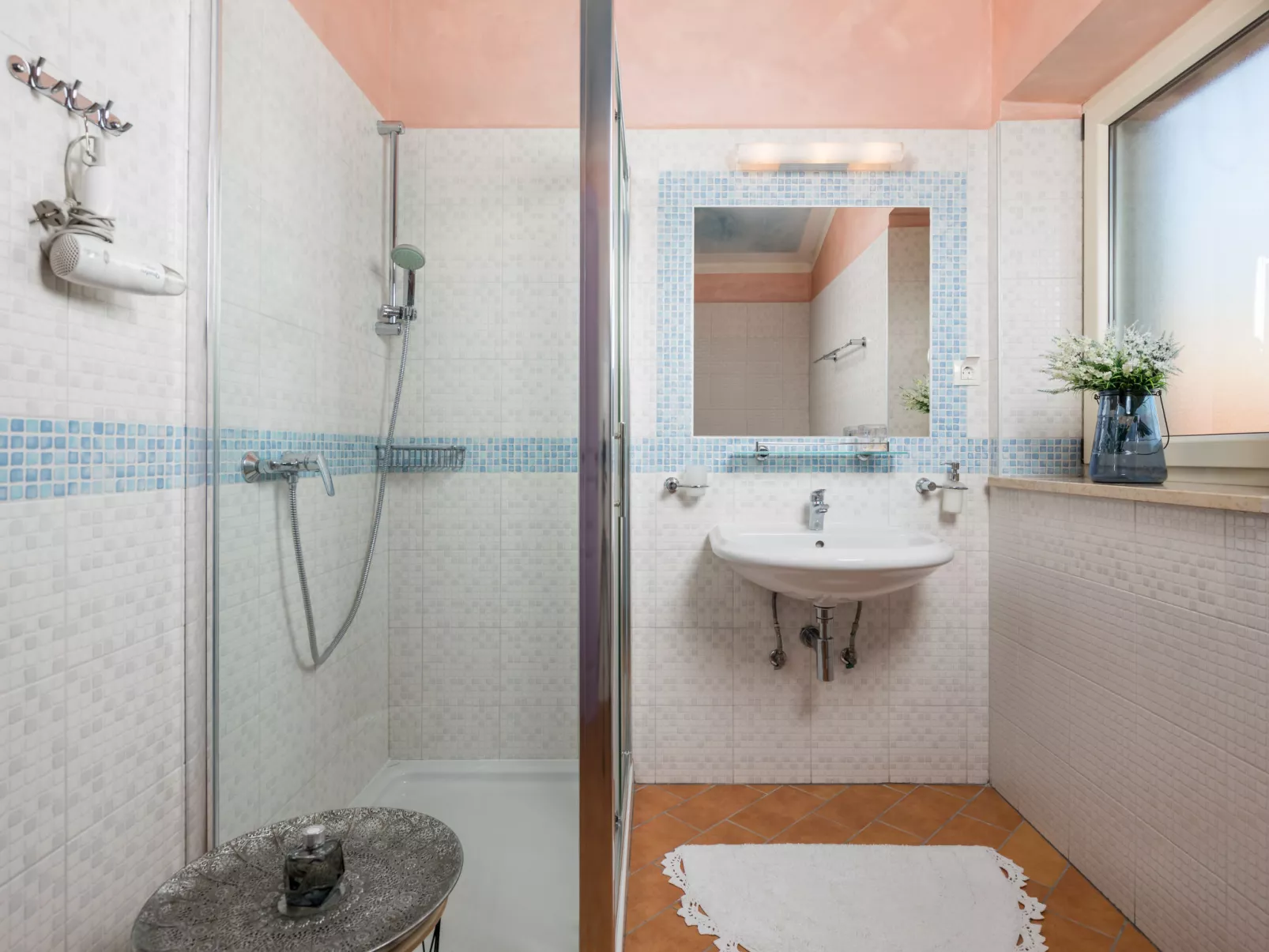 Villa Goretini-Inside