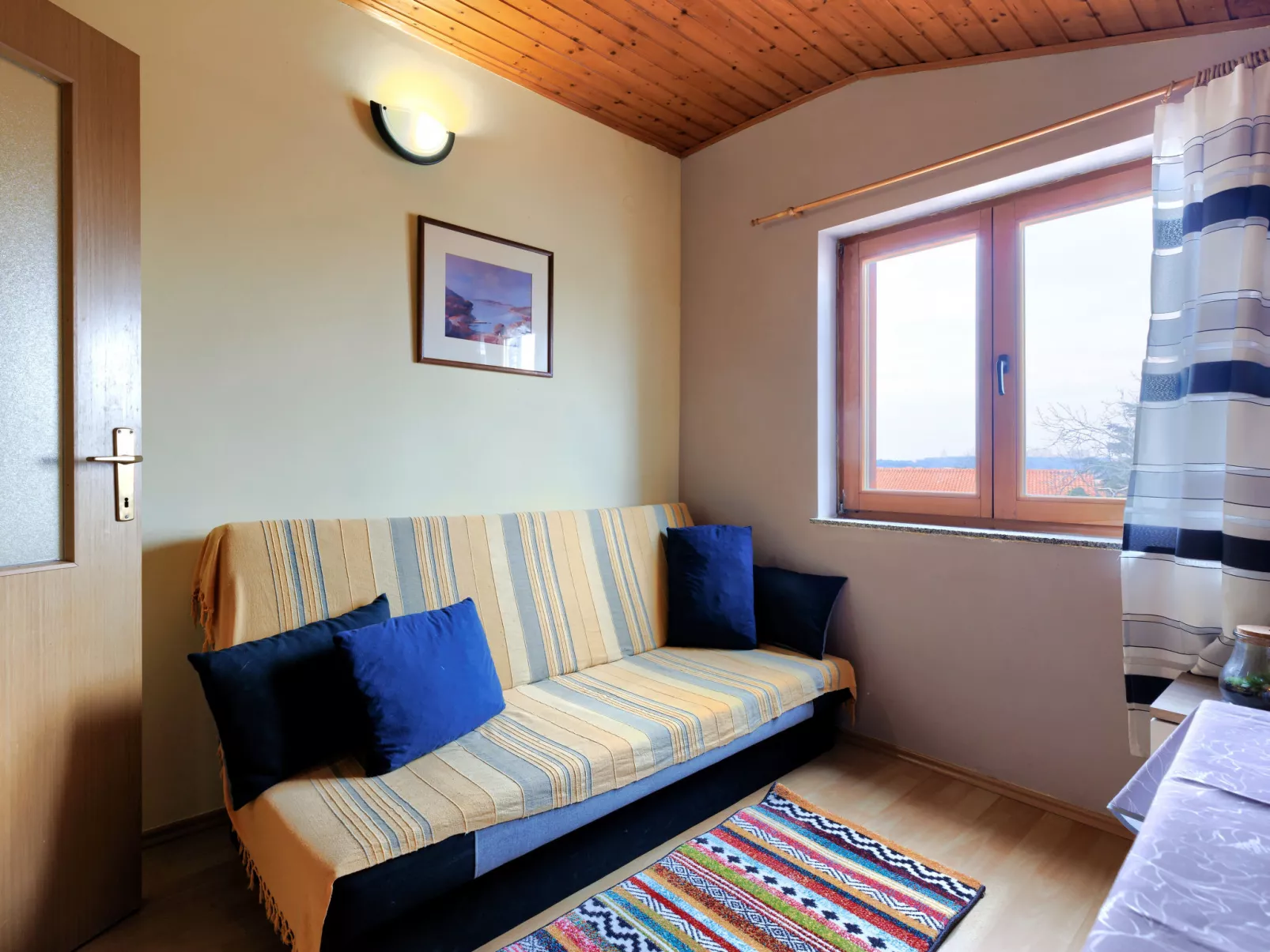 Ruža 2-Inside