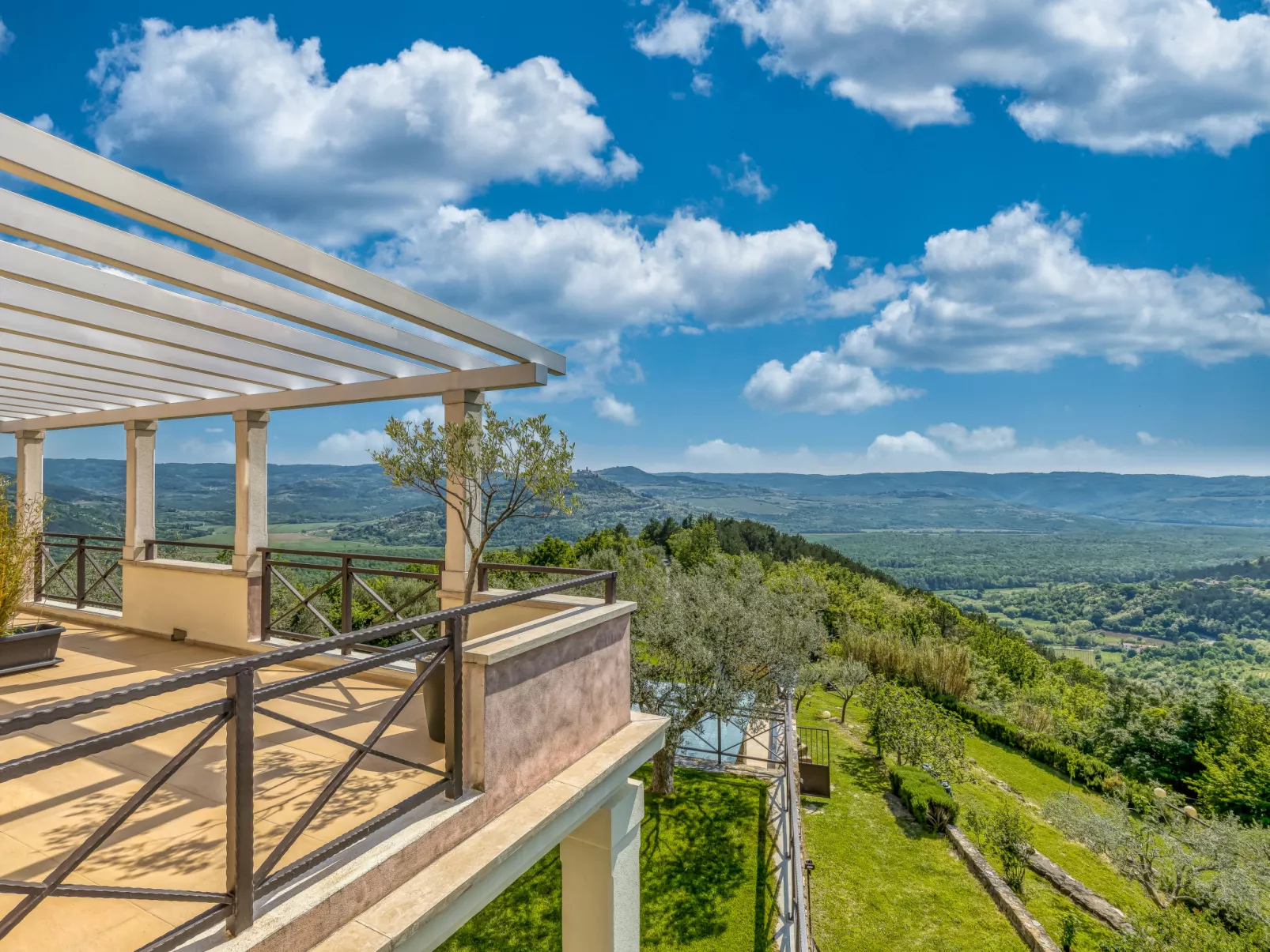 Villa Over the Hilltop-Outside