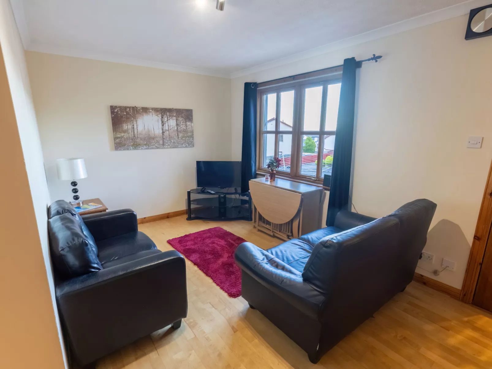 Towerhill Apartment-Dedans