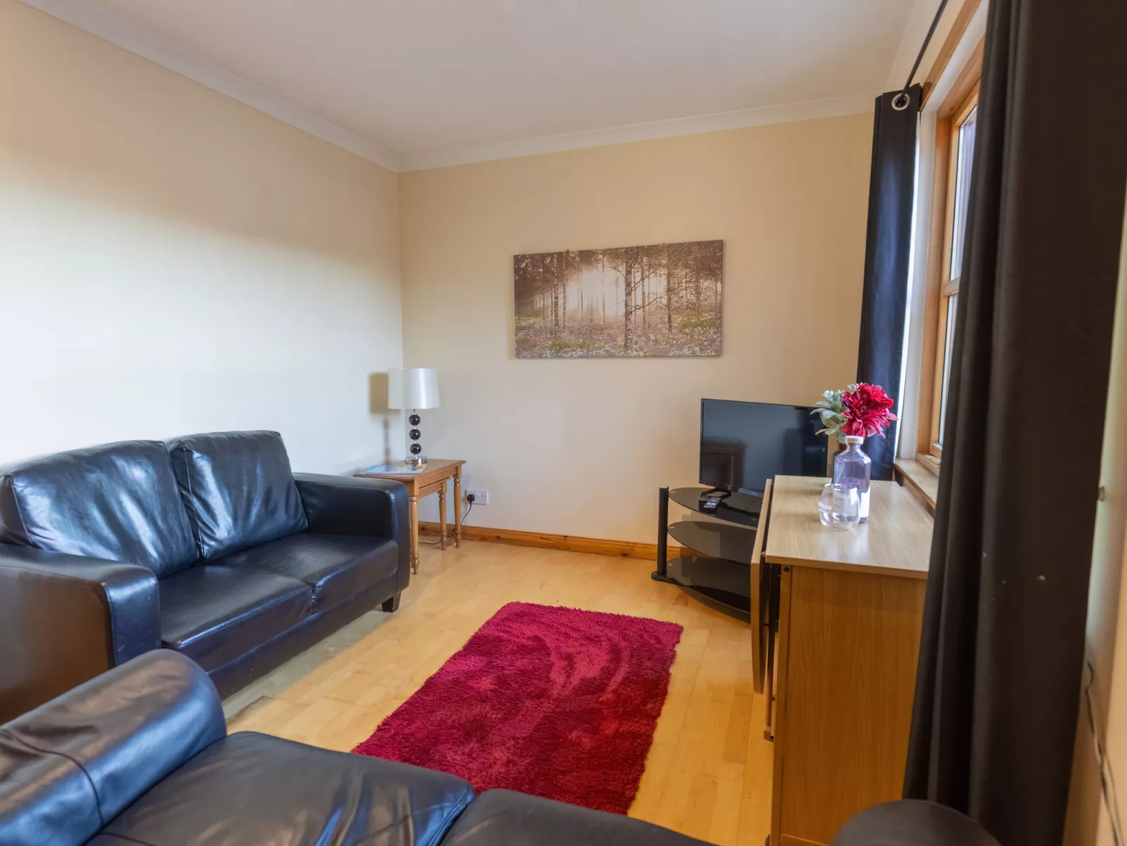 Towerhill Apartment-Dedans