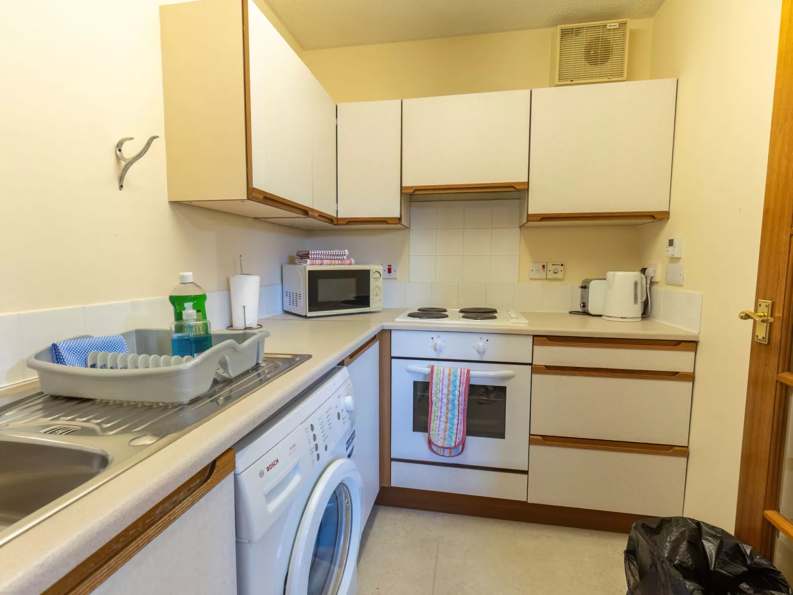 Miller Apartment-Inside