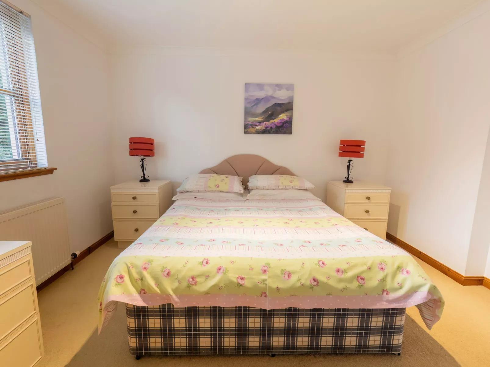 Elm Apartment-Inside