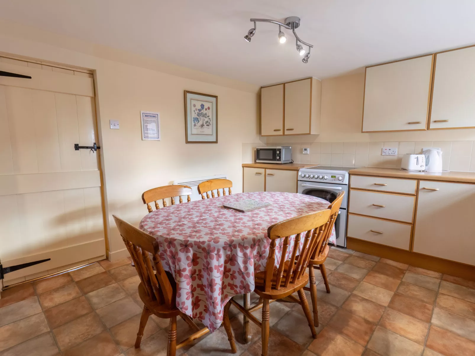 Old Lodge-Inside