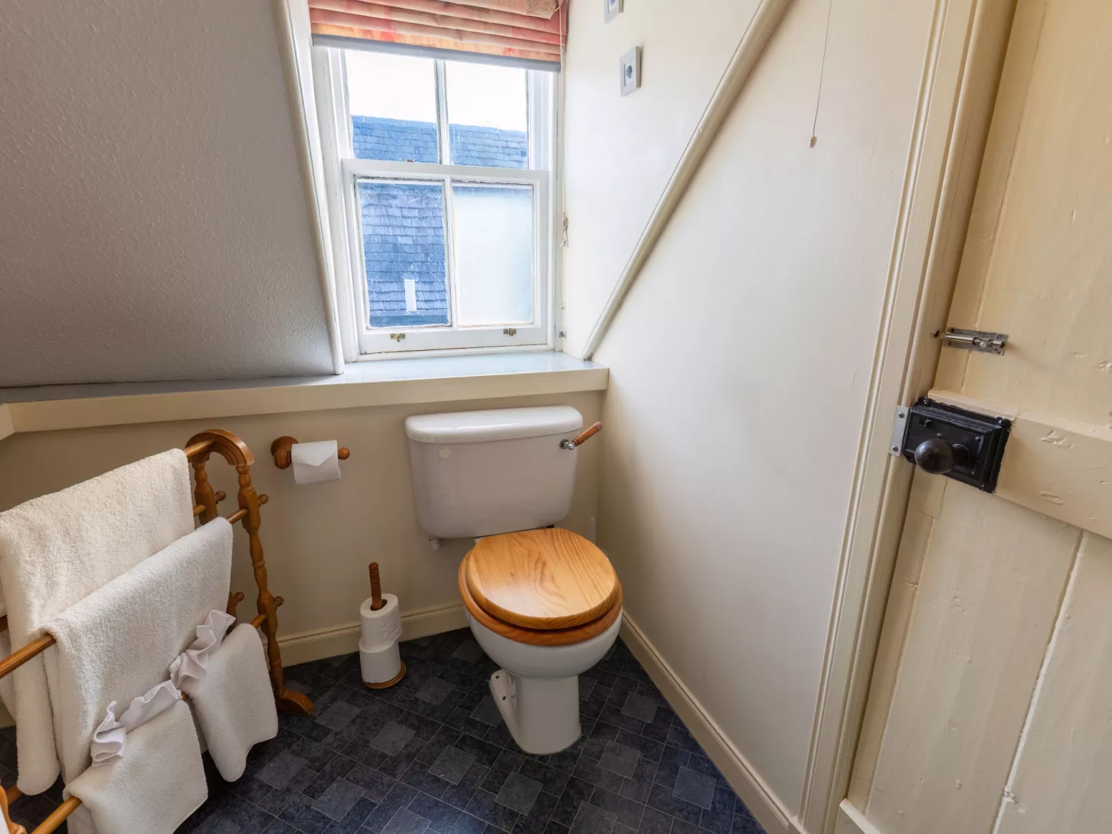 Old Lodge-Inside
