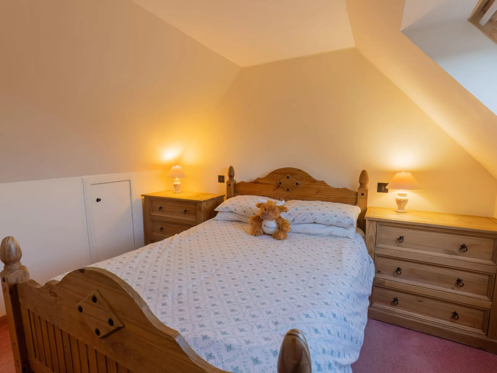 Lodge Road-Inside