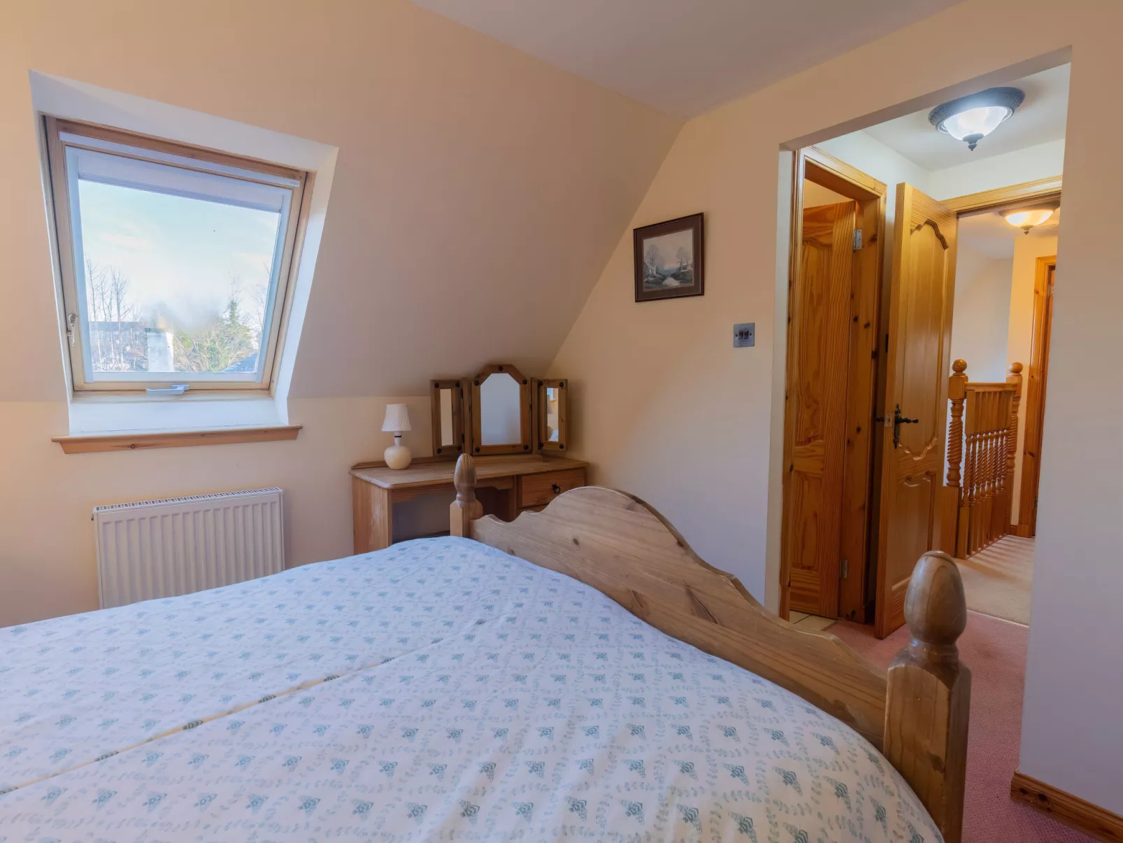 Lodge Road-Inside
