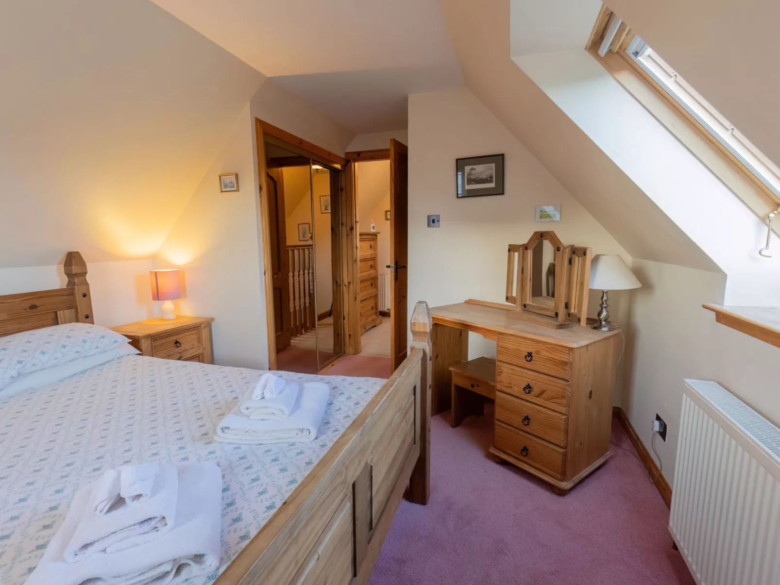 Lodge Road-Inside