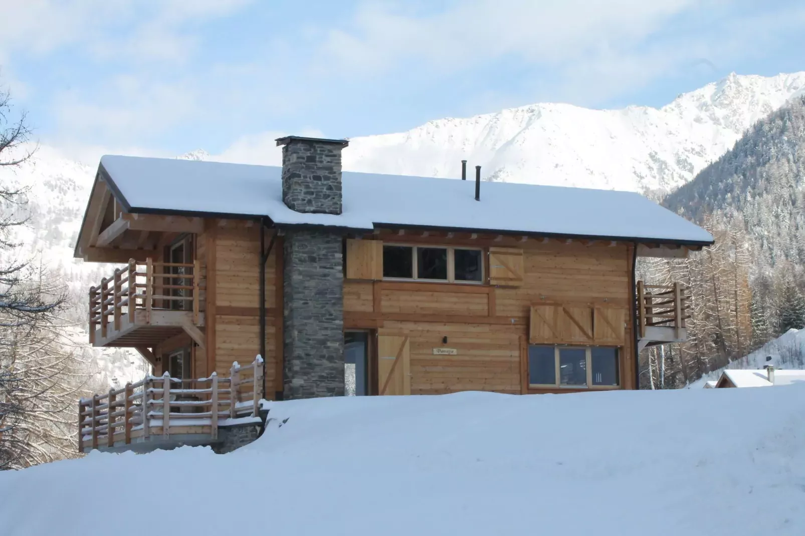 Chalet Panaga-Exterior winter