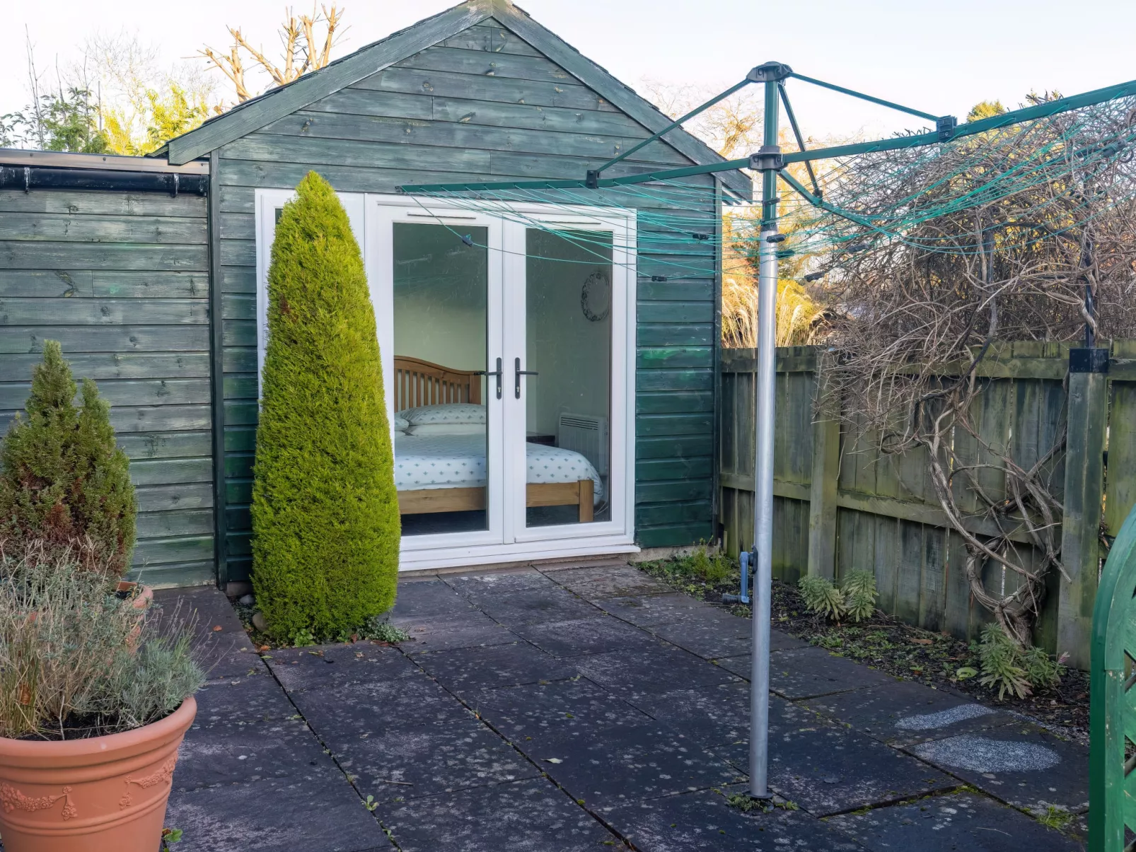 Lodge Road-Outside