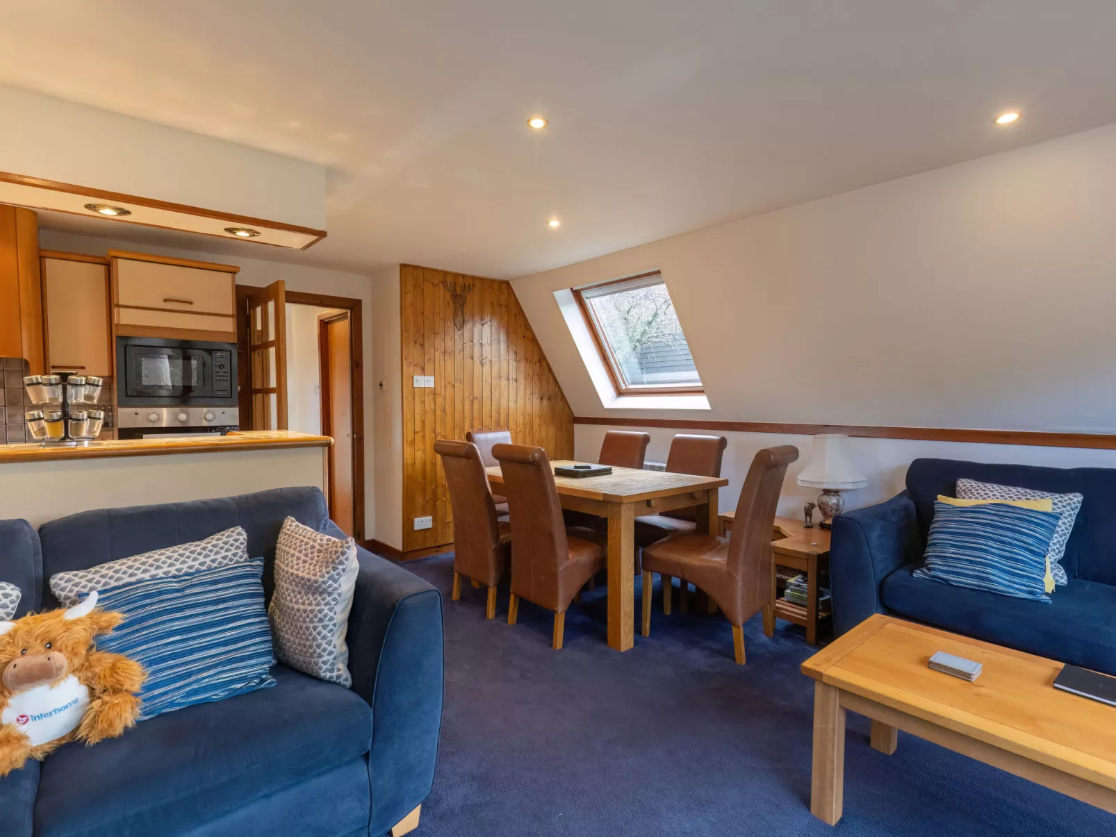 Ardlui Lodge-Inside