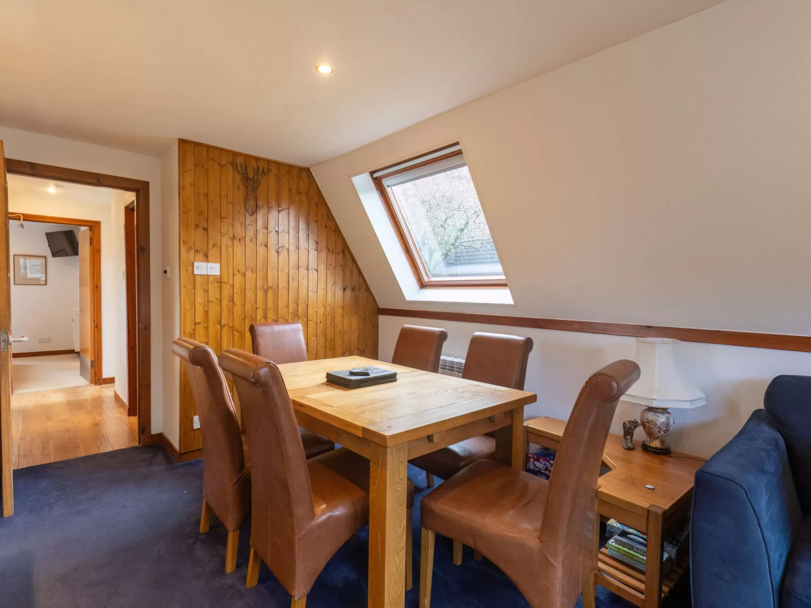 Ardlui Lodge-Inside