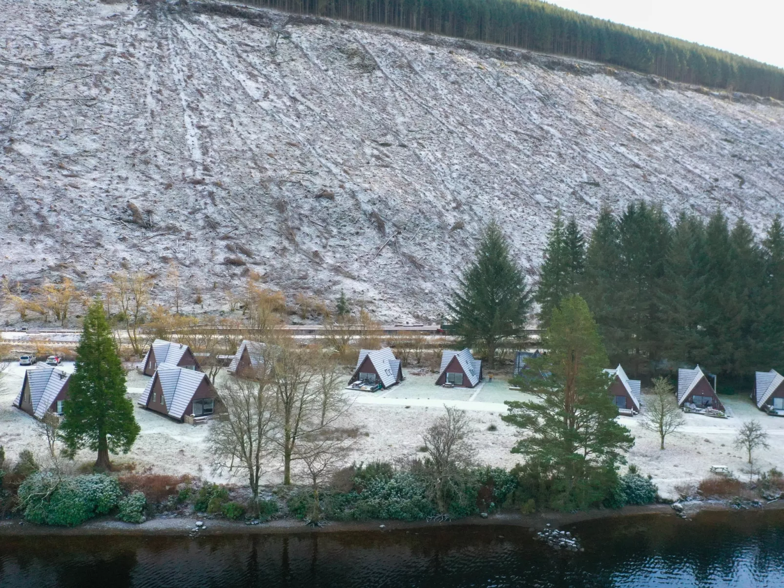 Ardlui Lodge-Outside