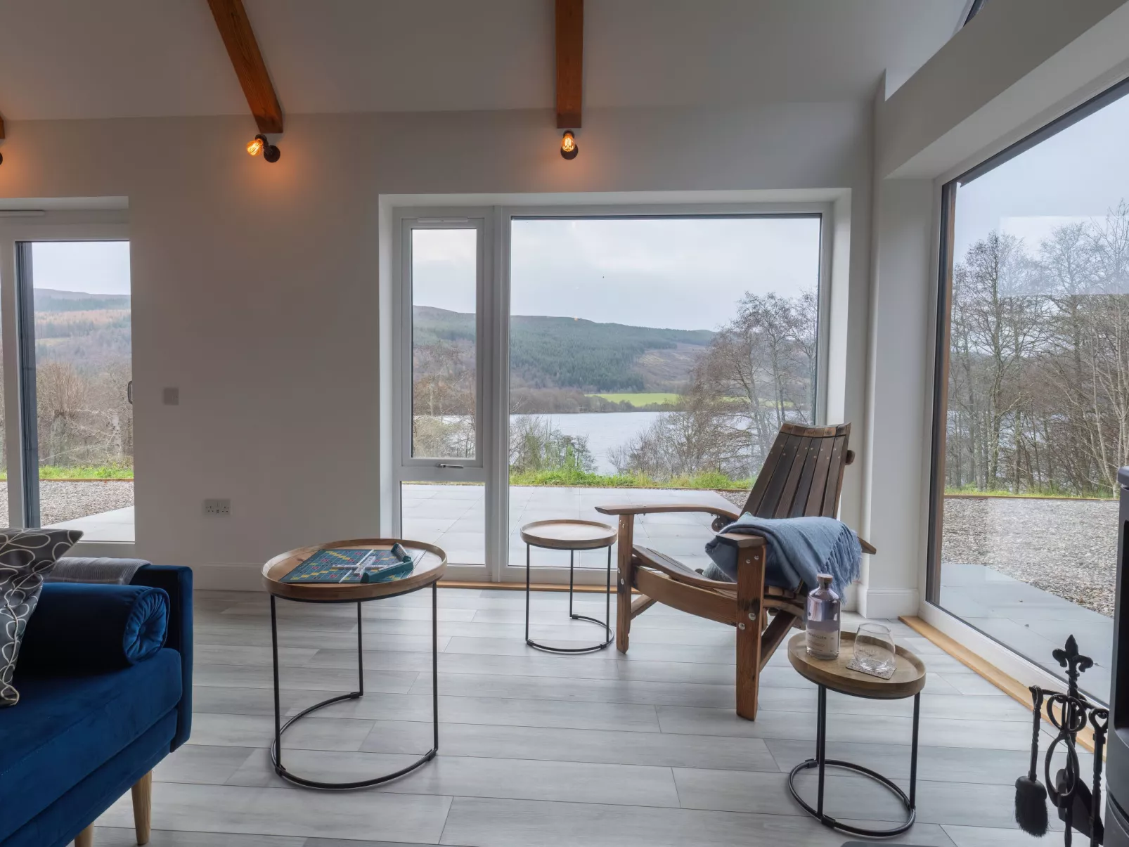 Loch View-Inside