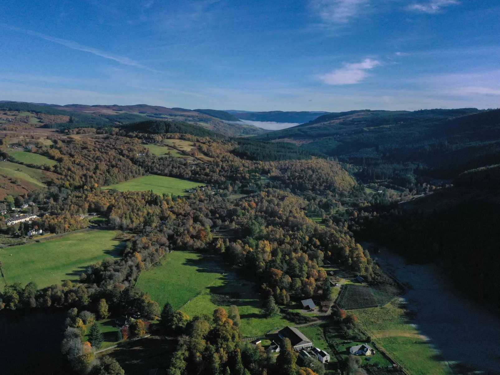 Loch View-Outside