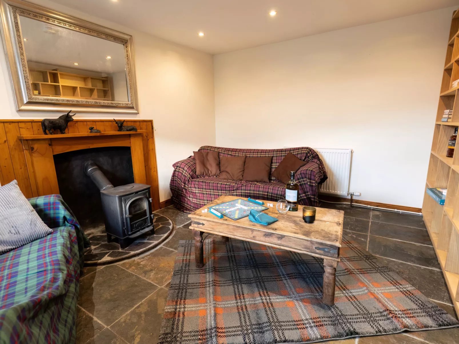 East Balcraggan-Inside