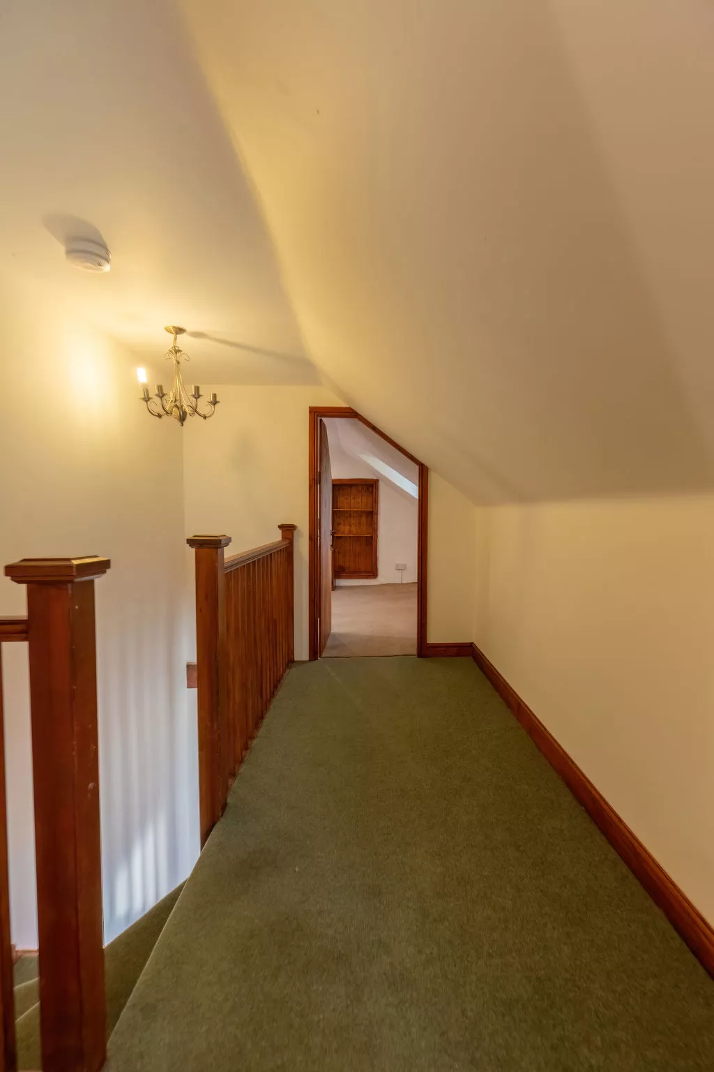 East Balcraggan-Inside