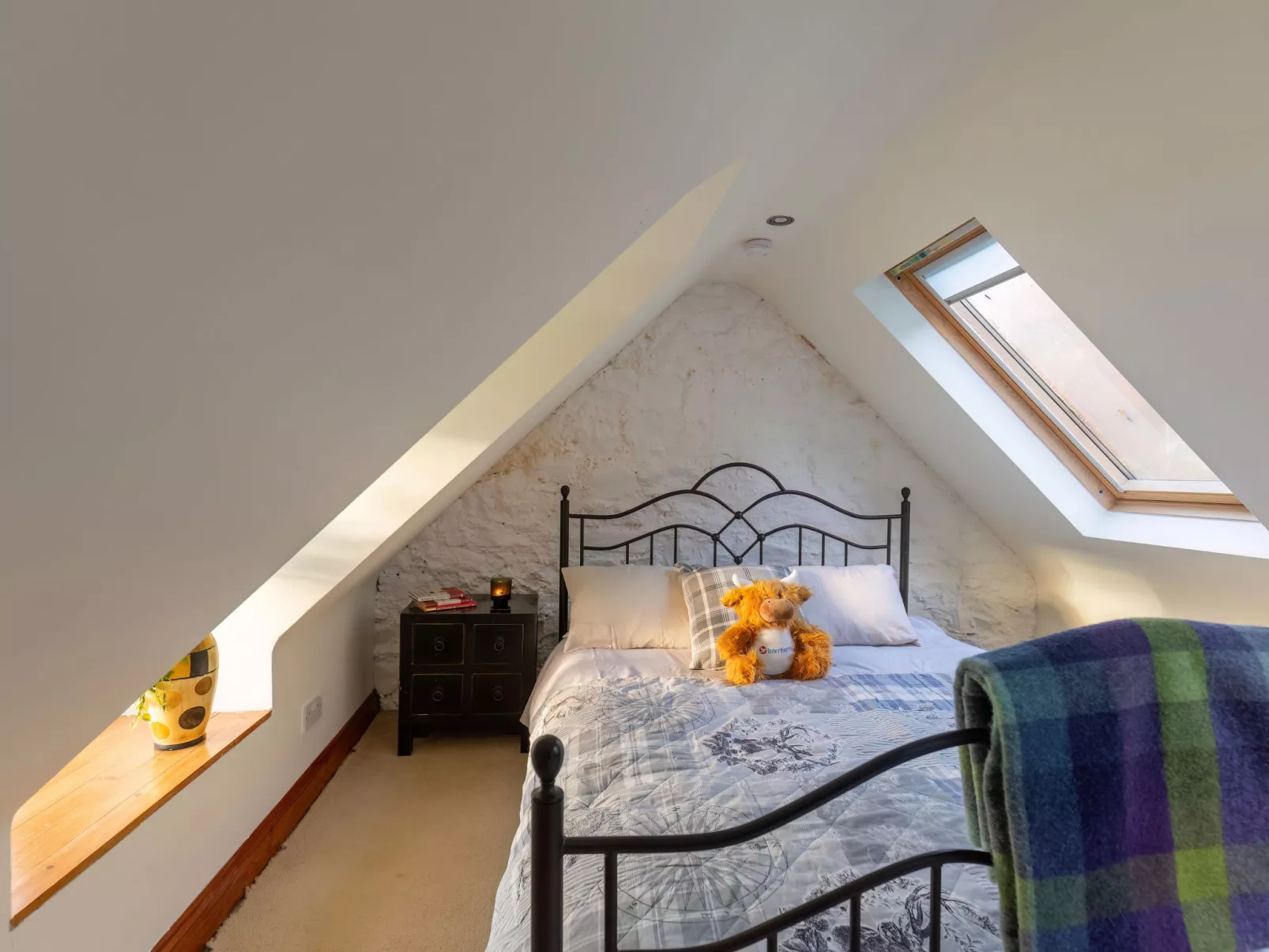 East Balcraggan-Inside