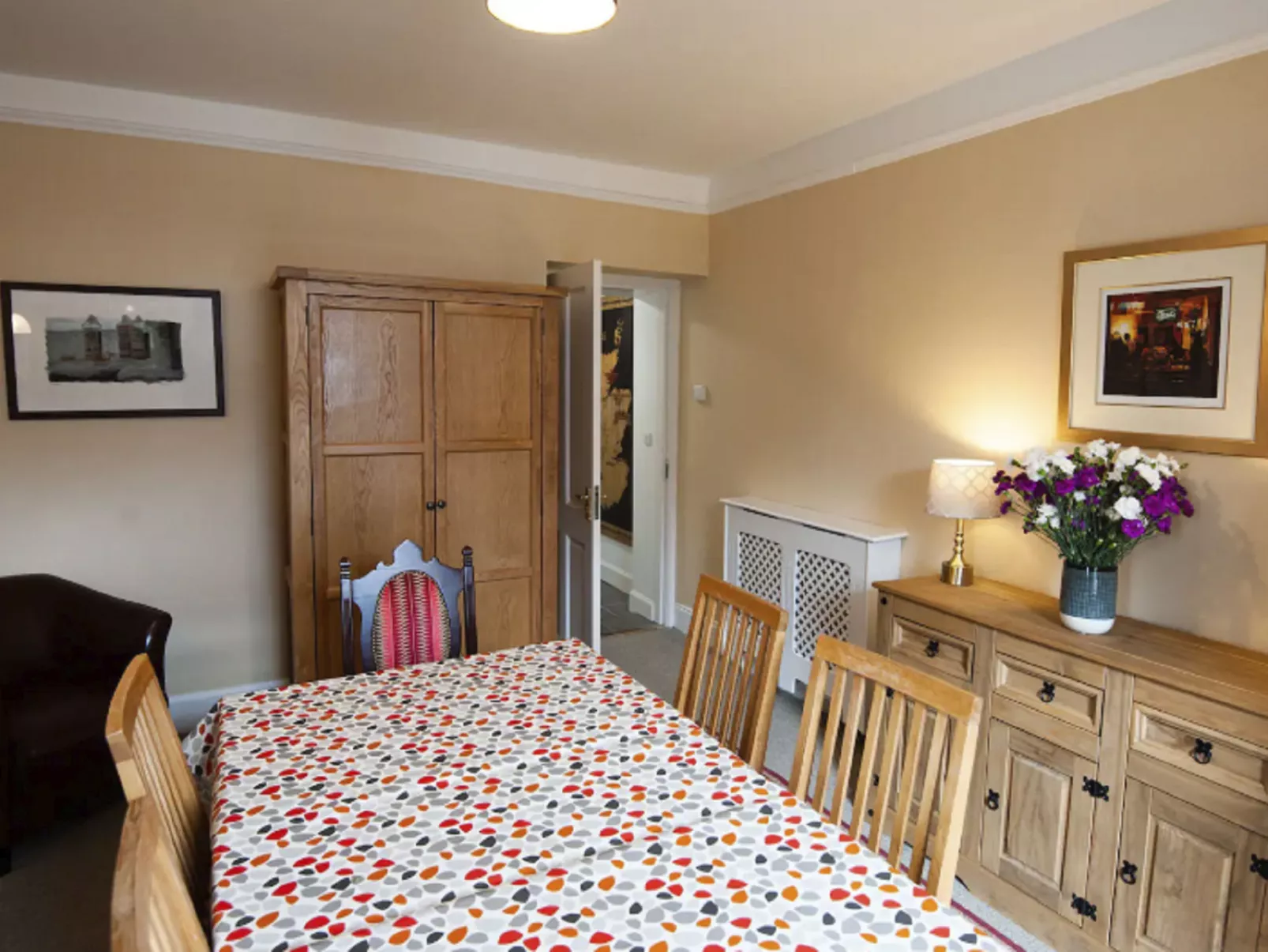 Oakdale House-Inside