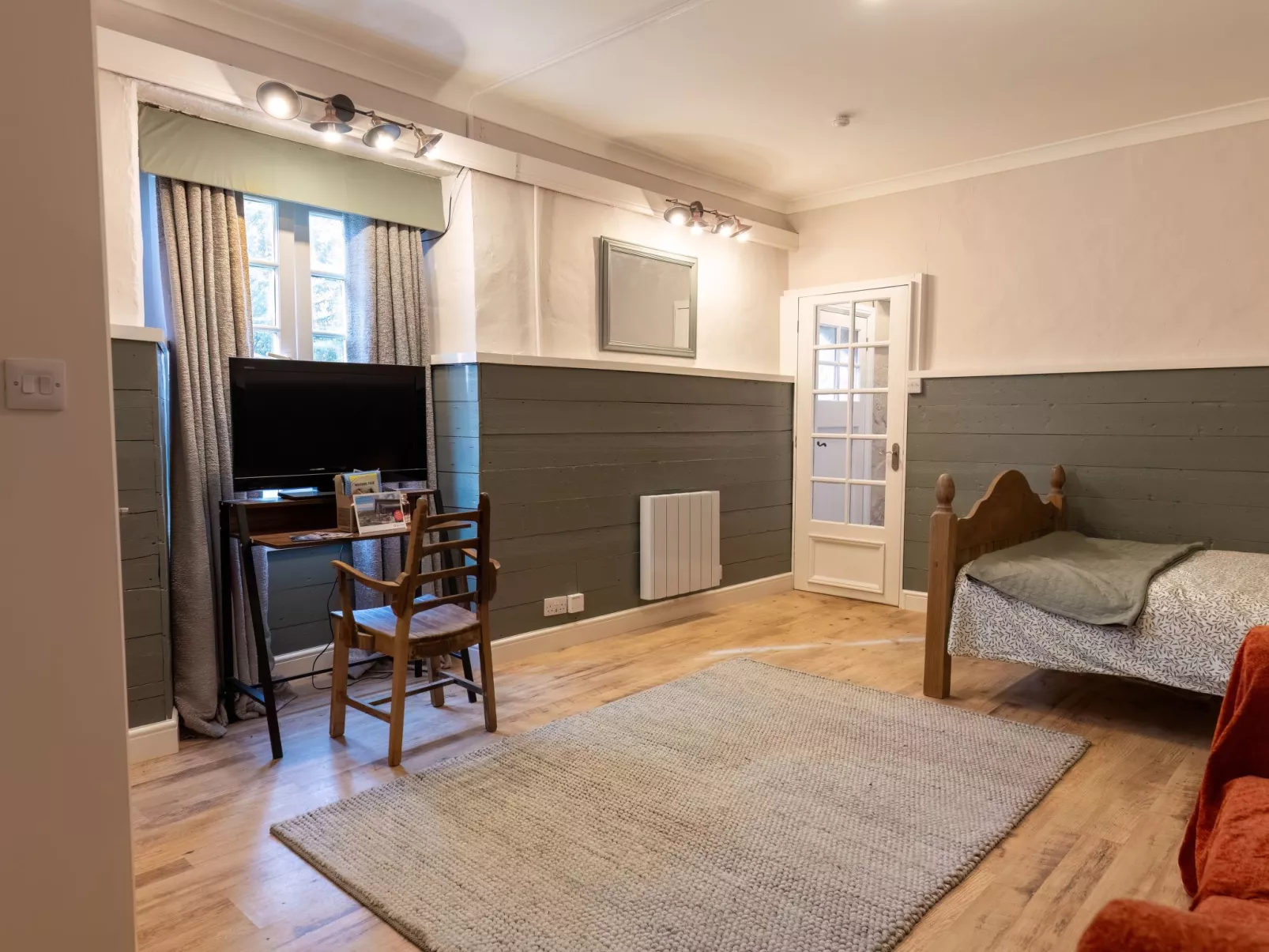 The Garden Room-Inside