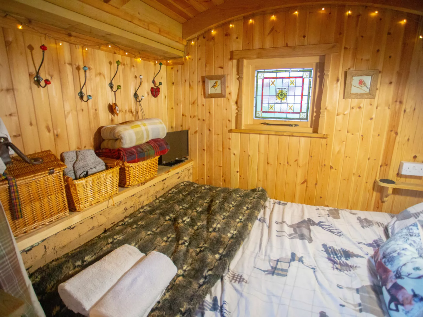 Shepherds Hut-Inside