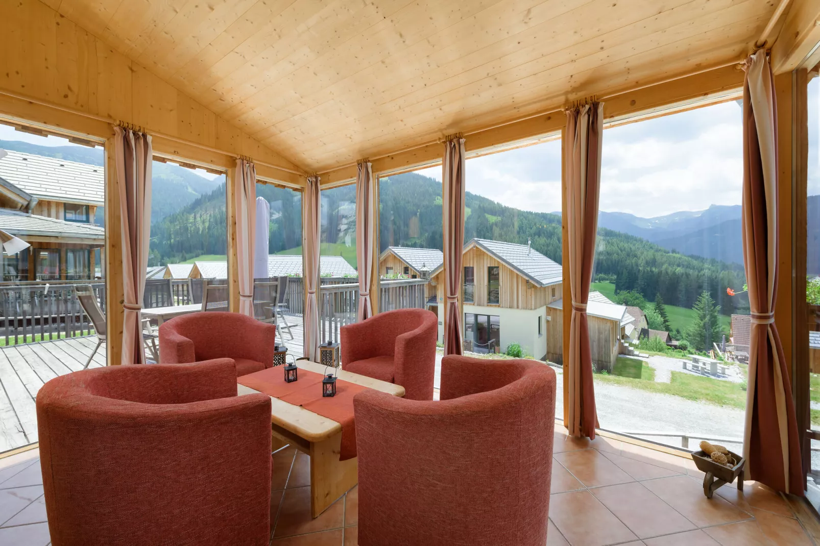 Chalet Zuckerhütl-Living room