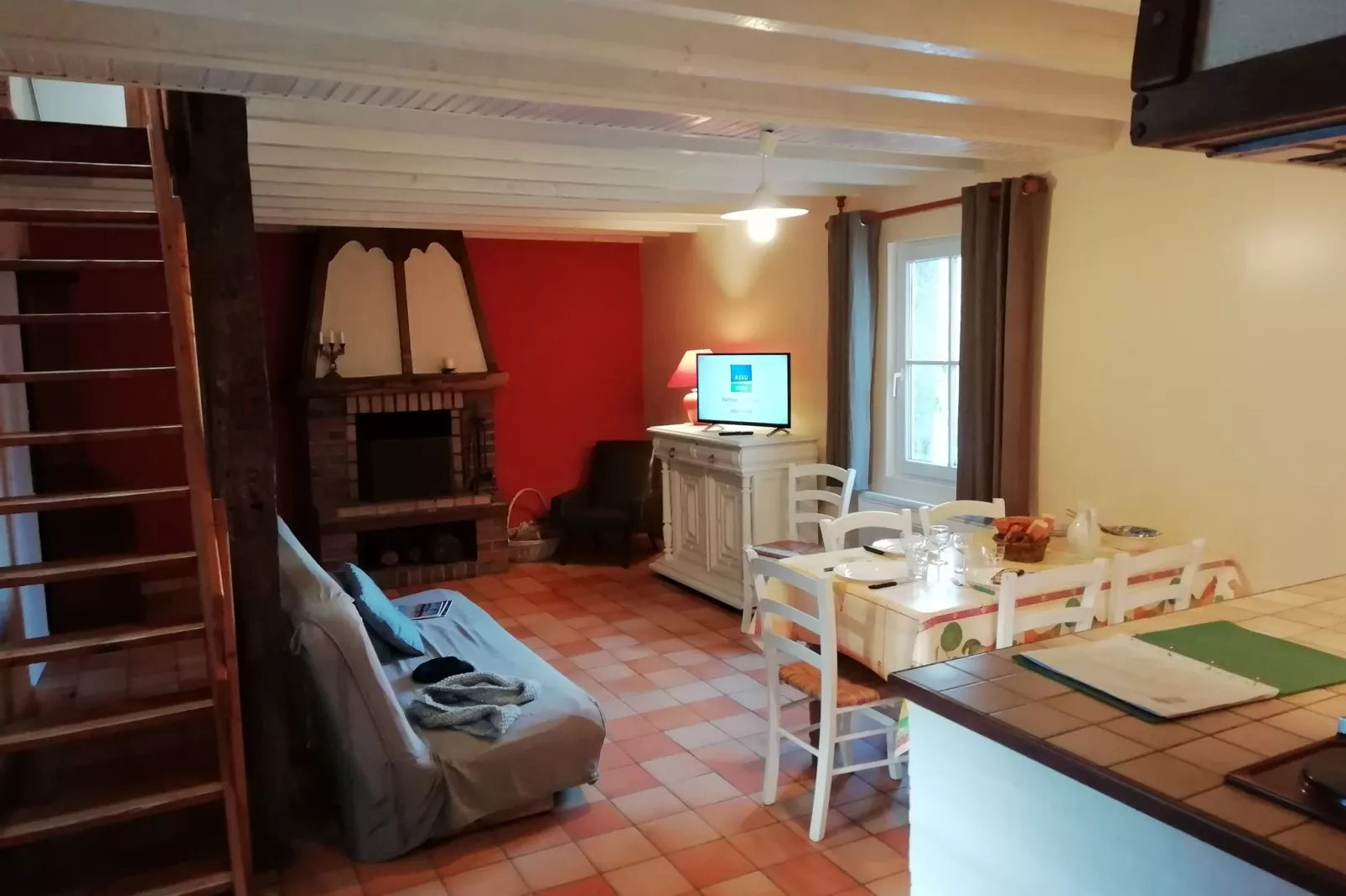 Gite 2-Living room
