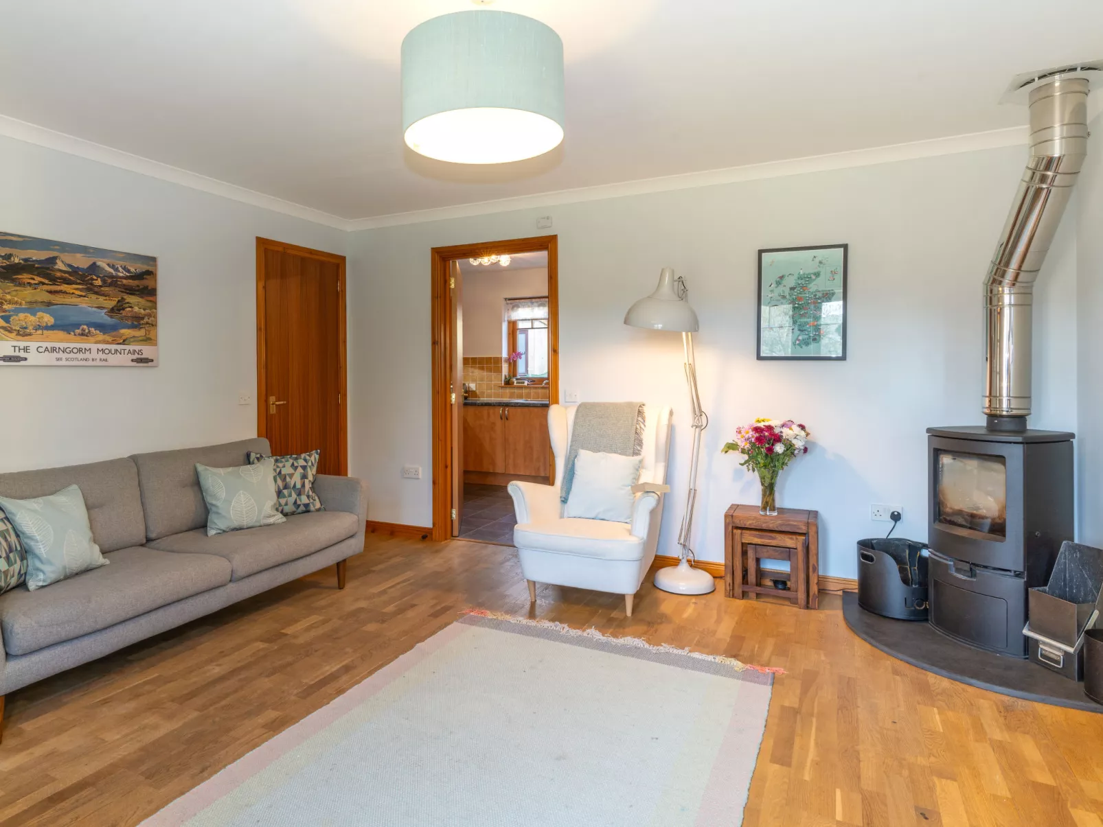 Cosagach Cottage-Inside