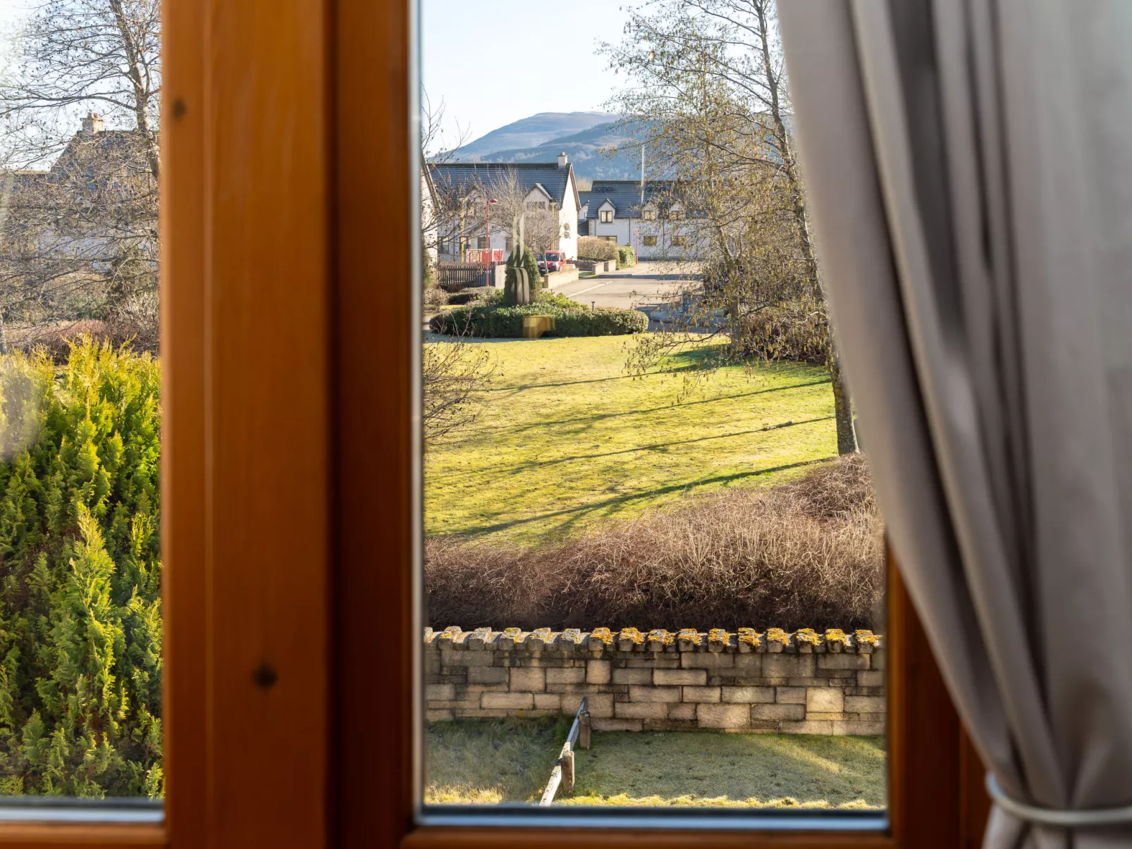 Cosagach Cottage-Outside