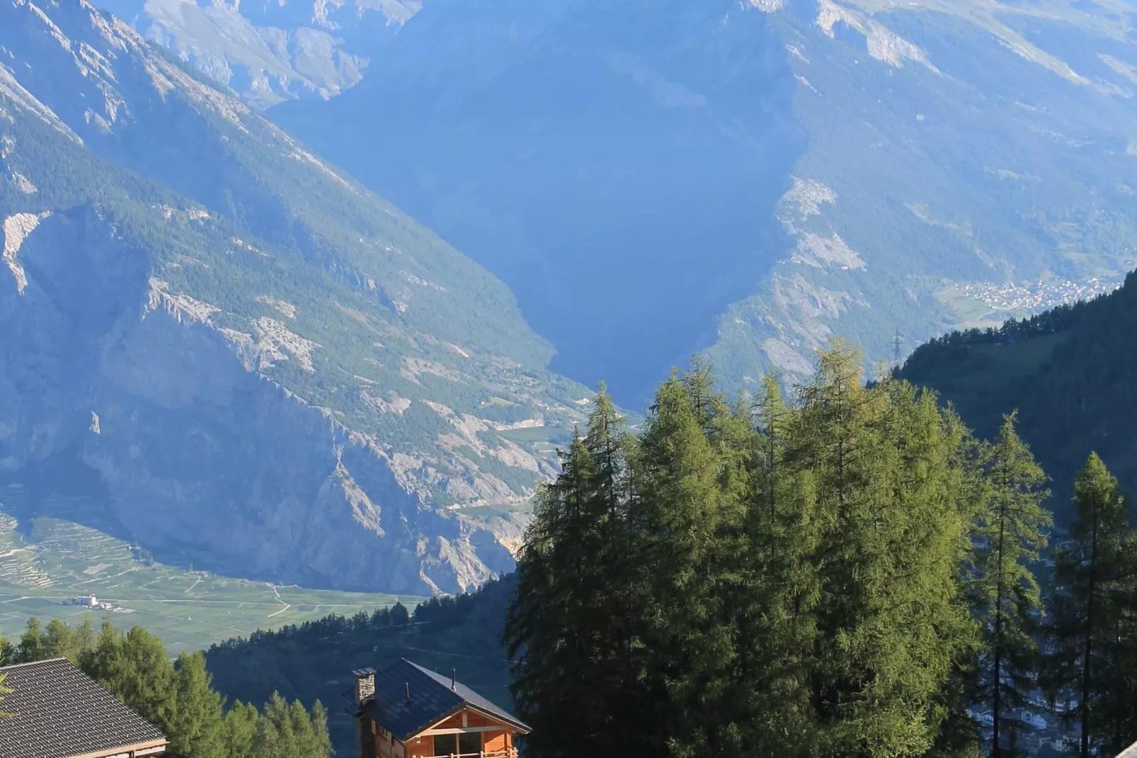 Chalet Panaga-View summer