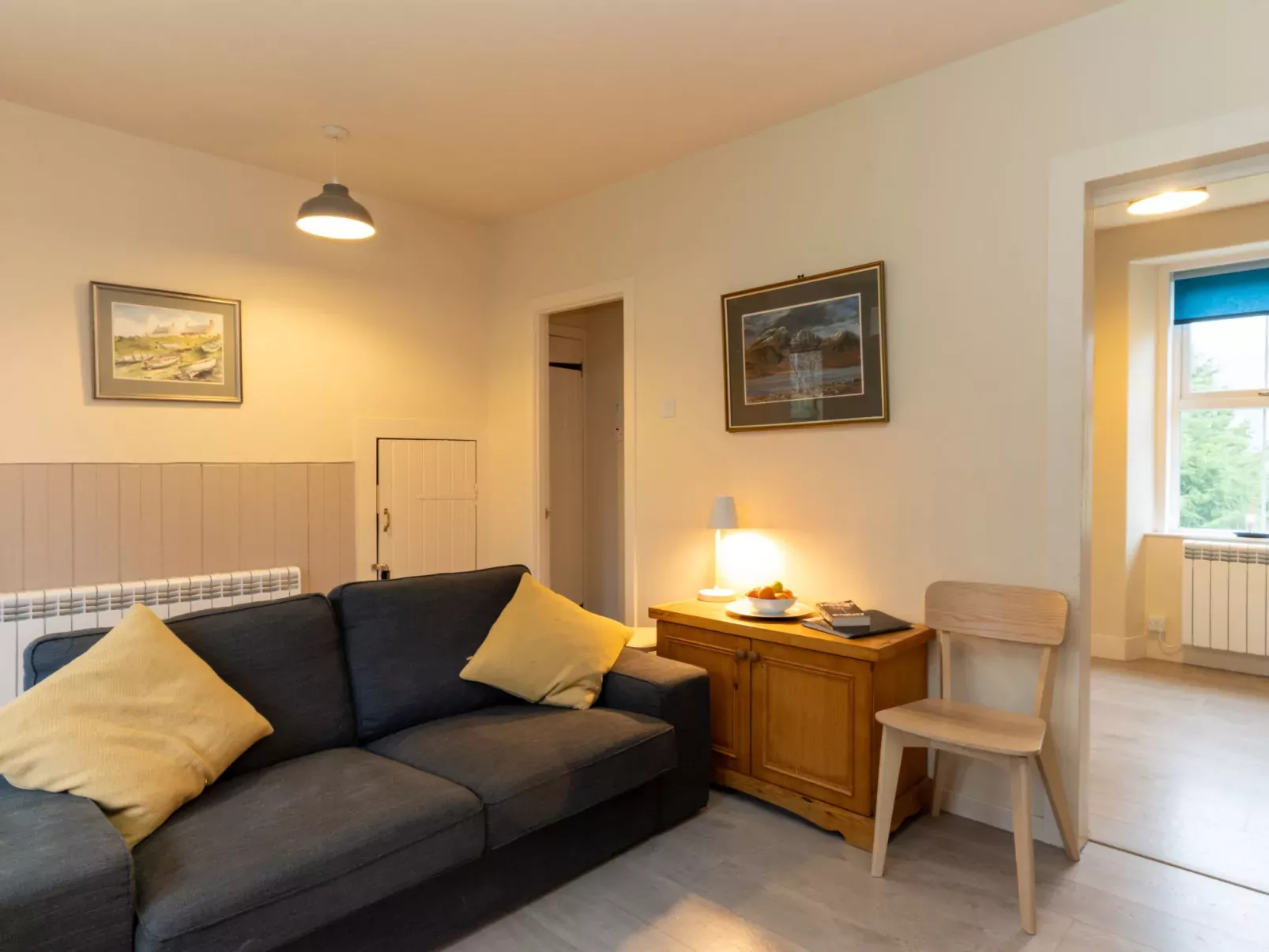 2 Railway Cottage-Inside