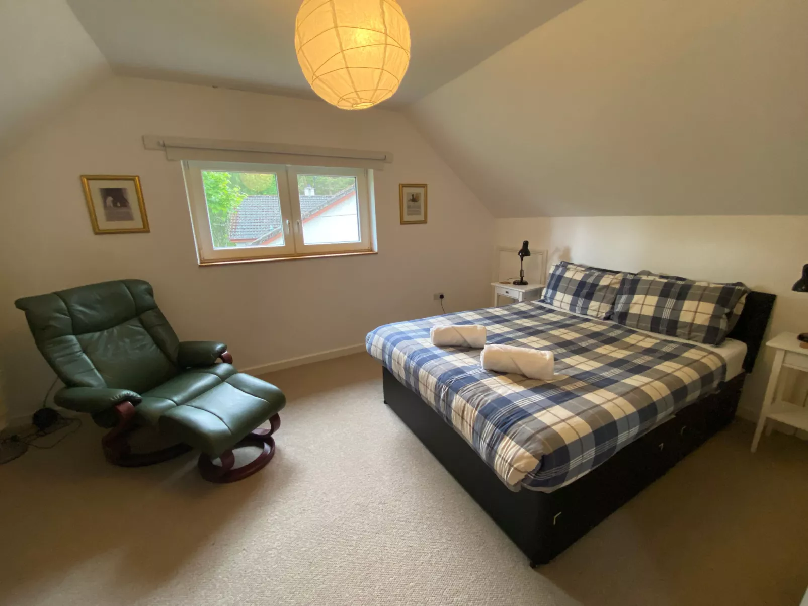 Muir Edge-Inside
