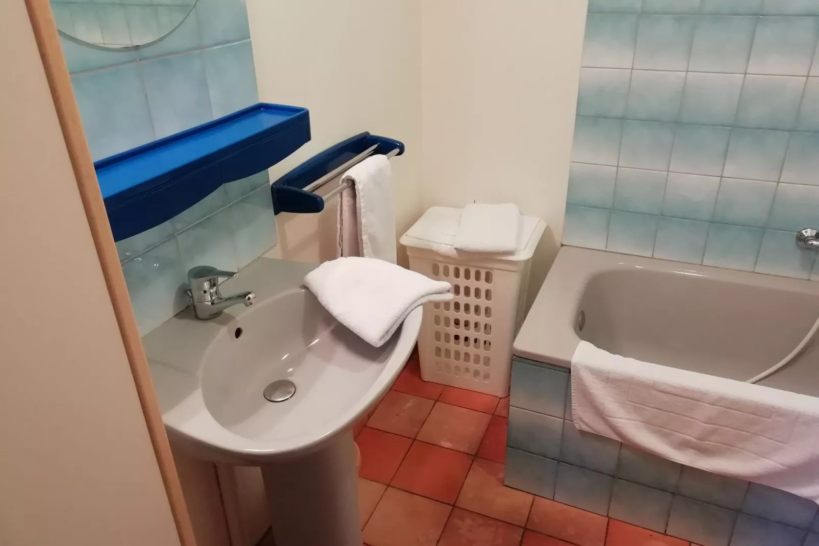 Gite 2-Bathroom
