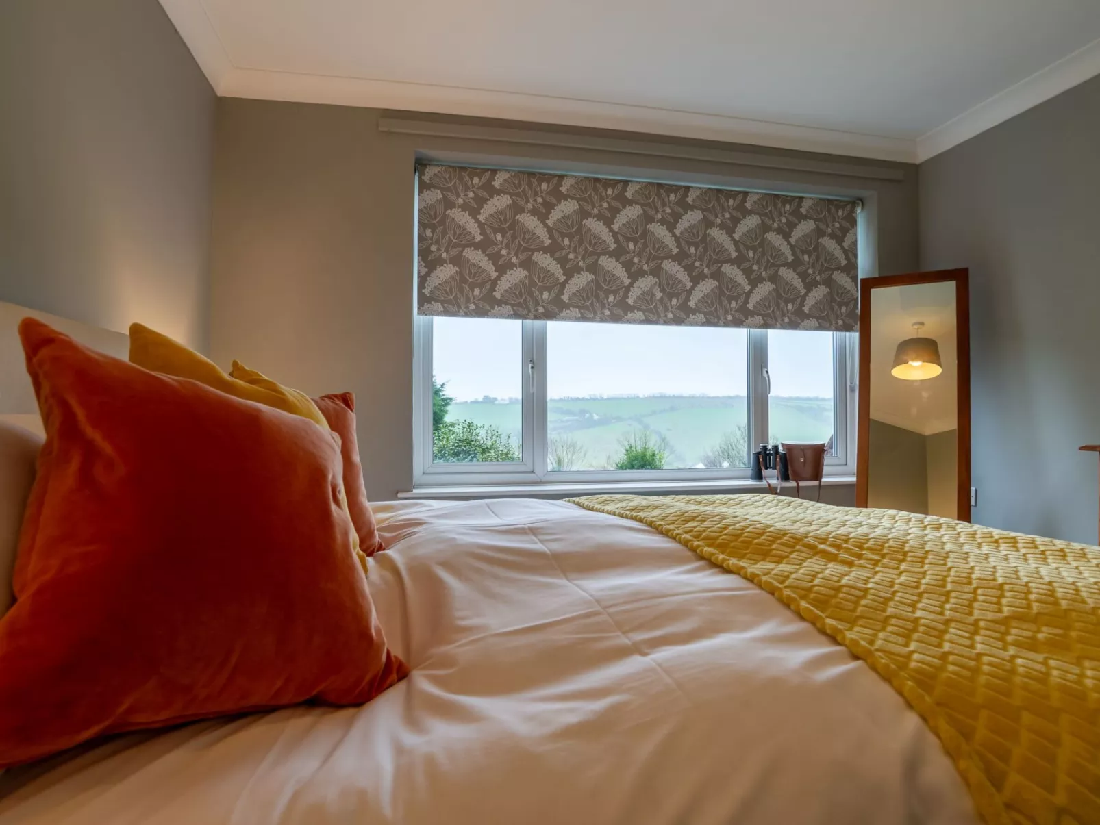 Valley View-Inside