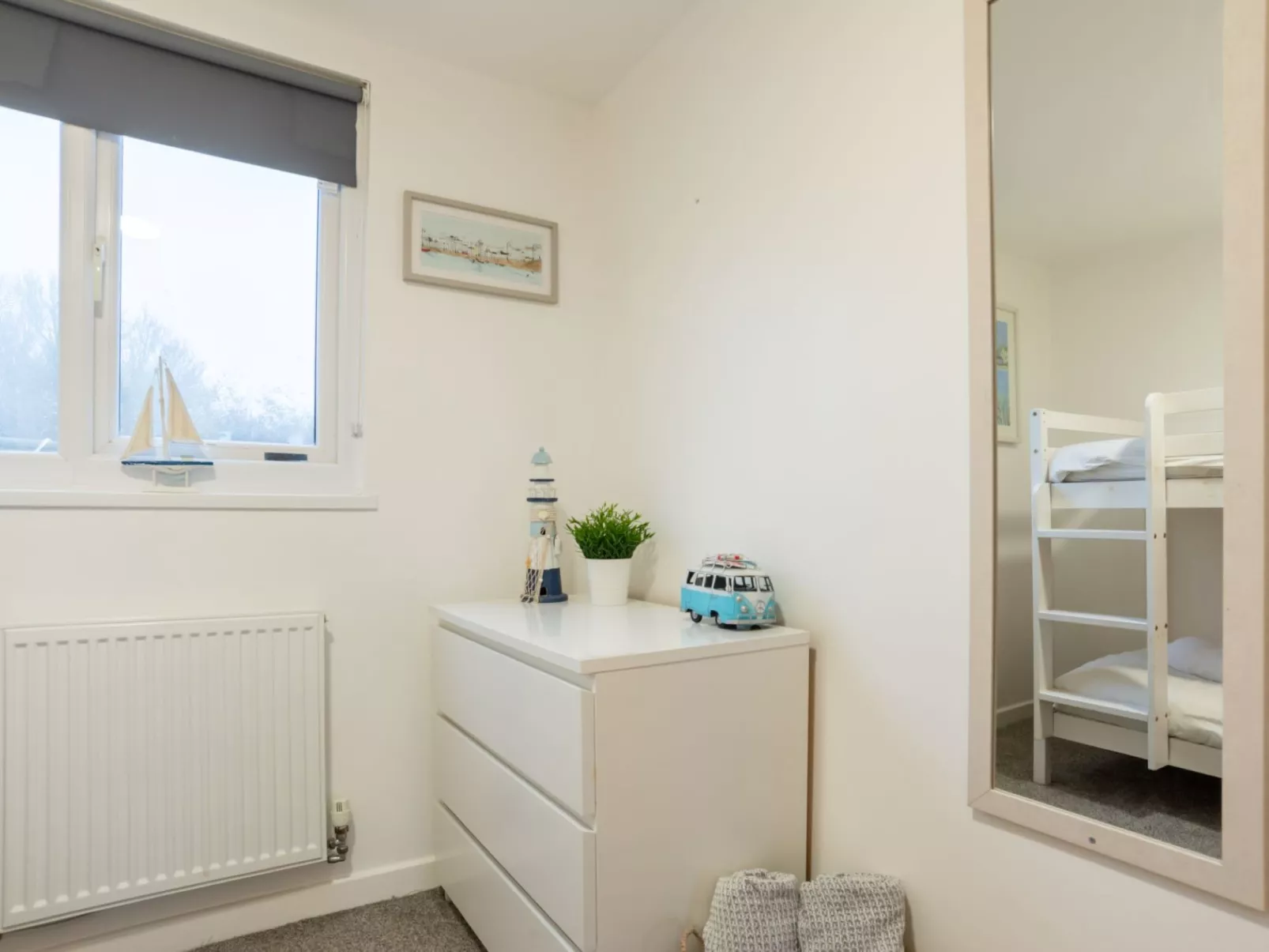 Wheal Rose Hot Tub Lodge-Inside
