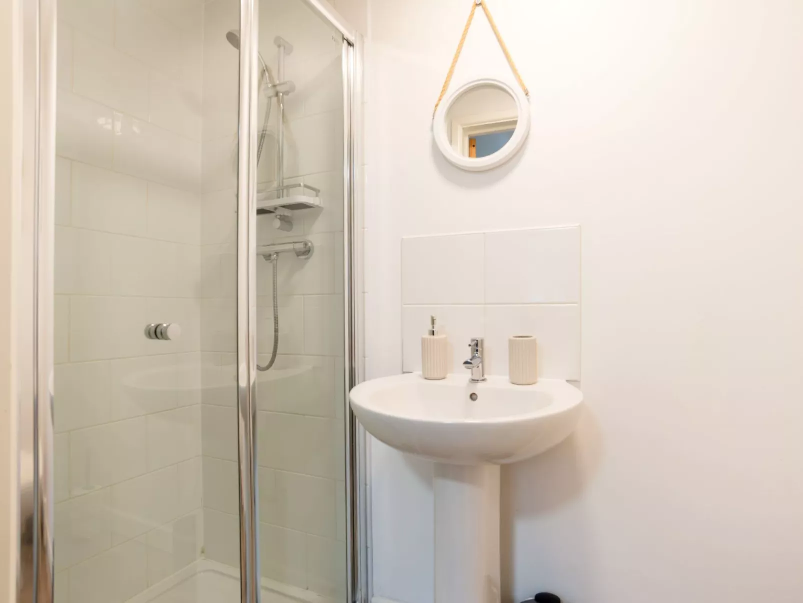 Wheal Rose Hot Tub Lodge-Inside