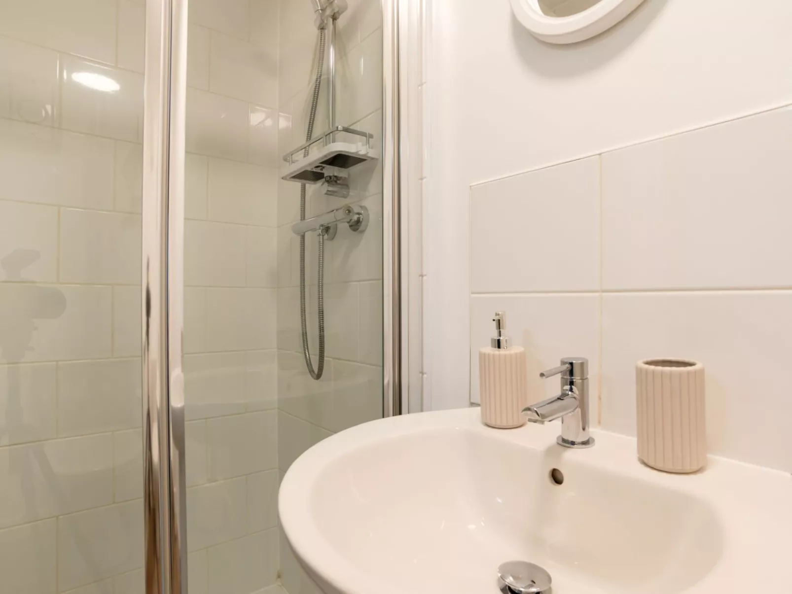 Wheal Rose Hot Tub Lodge-Inside