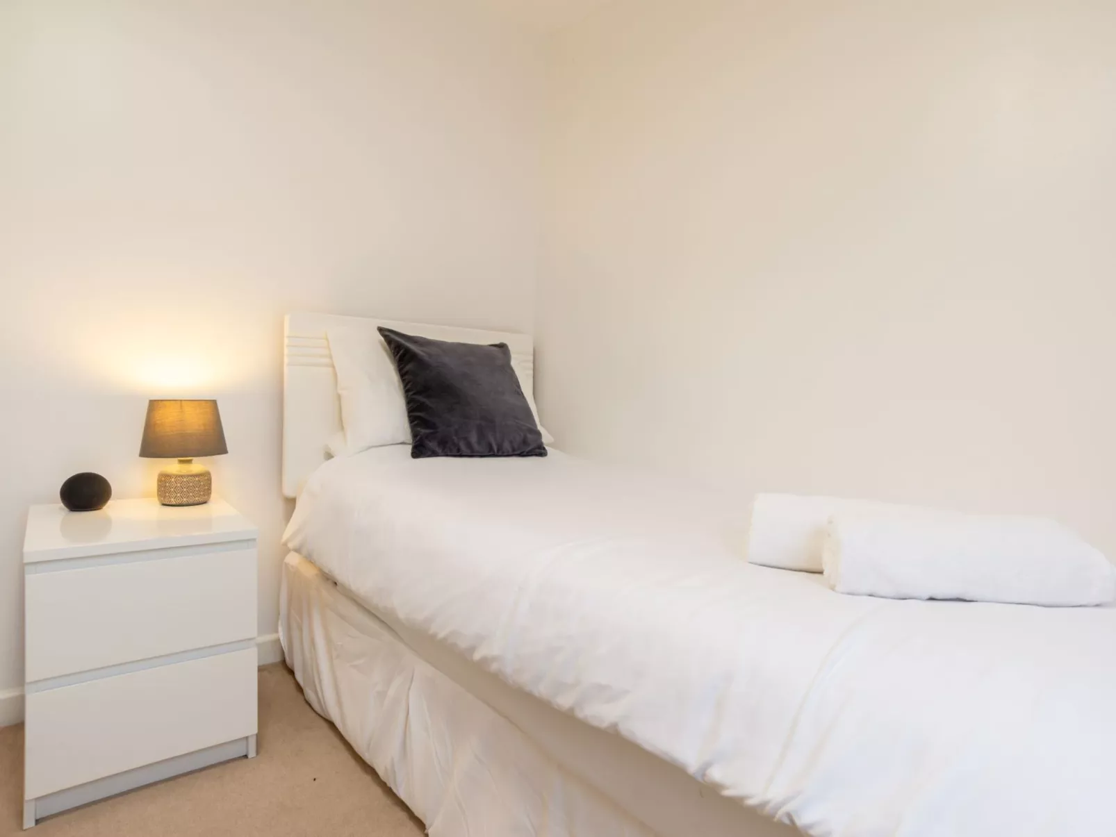 Wheal Prosper Hot Tub Lodge-Inside