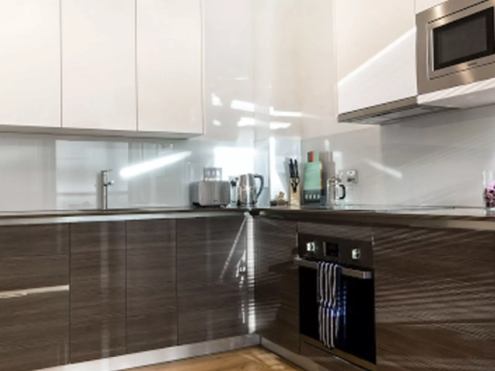 Heathrow Apartments-Drinnen