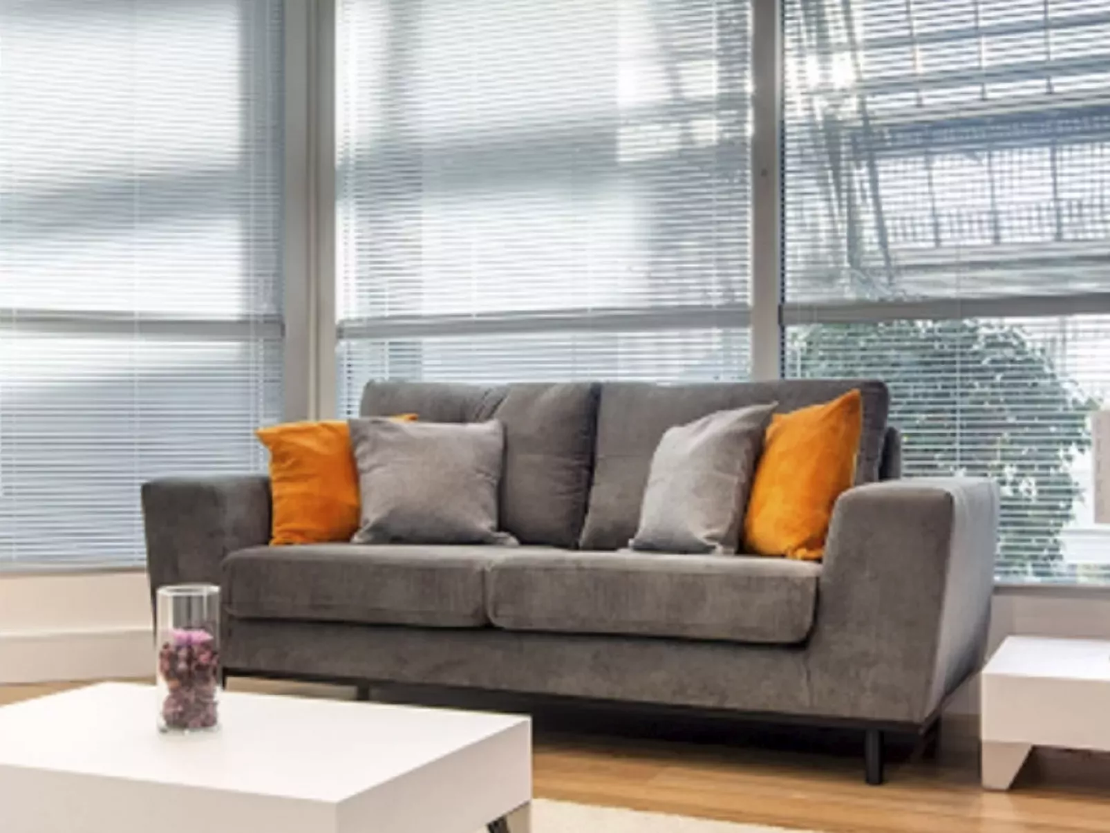 Heathrow Apartments-Drinnen