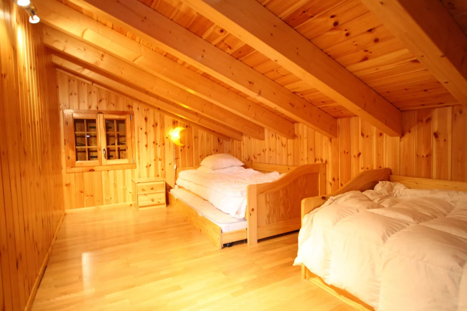 Sviv-Bedroom