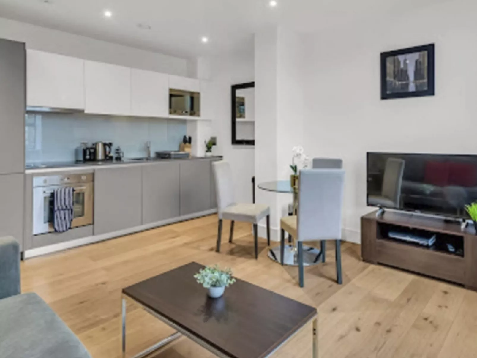 Regents Park Serviced Apartment-Drinnen