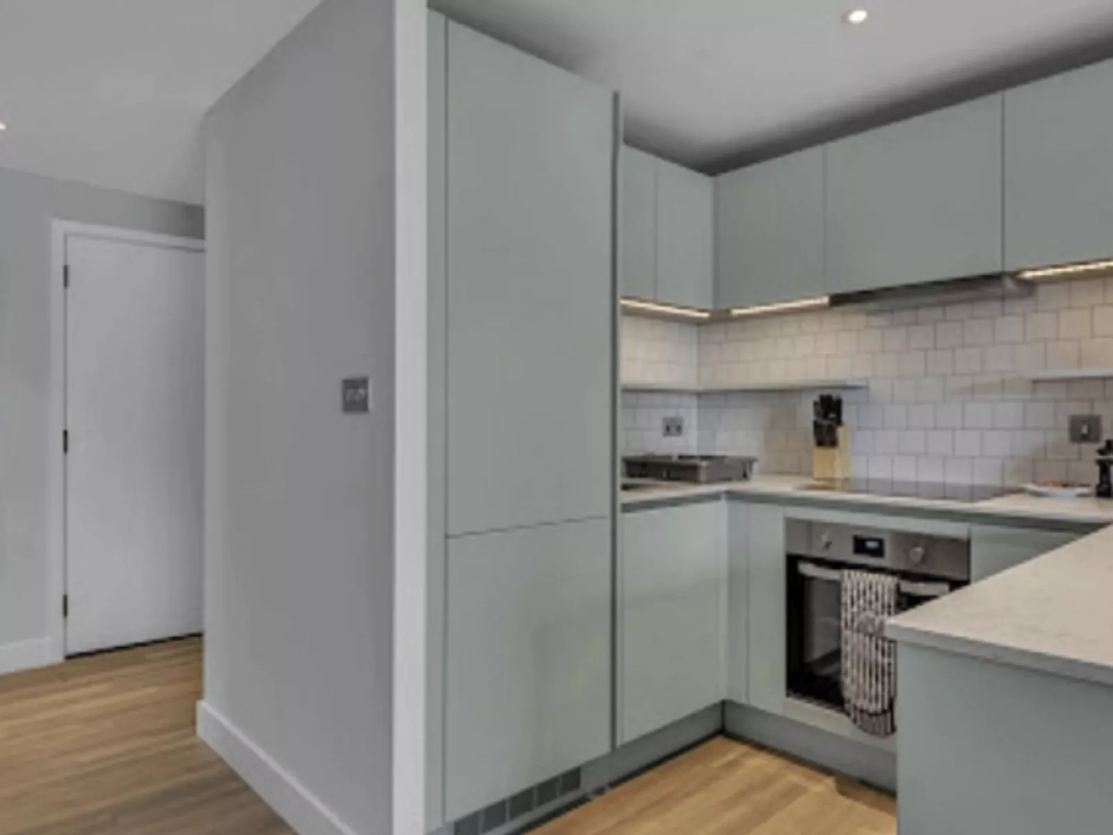 Olympic Way Apt in Wembley Park-Inside