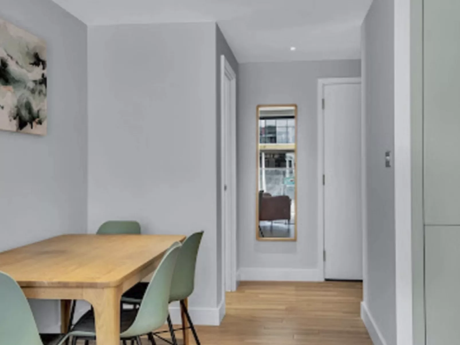 Olympic Way Apt in Wembley Park-Inside
